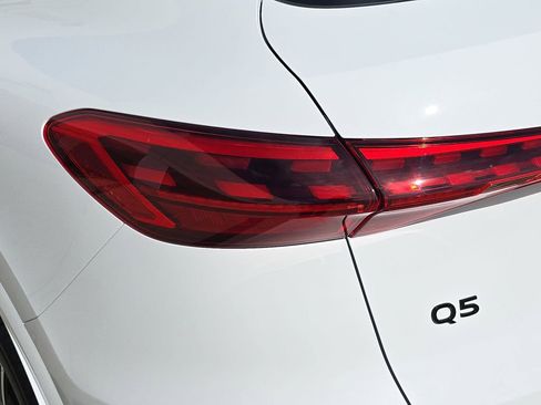 New 2026 Audi Q5 Premium Plus image 34