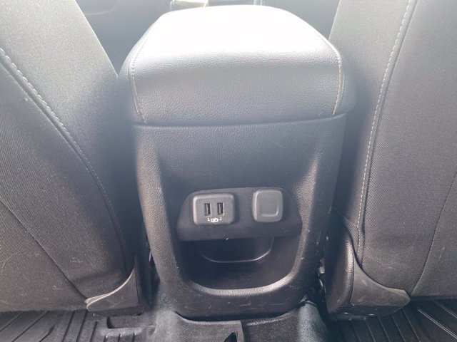 Used 2020 Chevrolet Colorado LT w/ LT Convenience Package AWD/4WD image 24