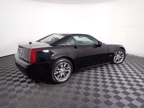 Used 2005 Cadillac XLR RWD image 15