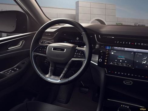 New 2026 Jeep Grand Cherokee Altitude AWD/4WD image 21