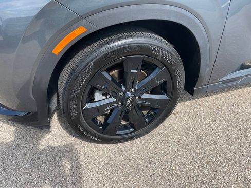 Used 2024 Hyundai Palisade XRT AWD/4WD image 3