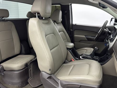 Used 2015 GMC Canyon SLT image 34