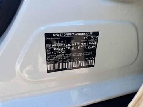 Used 2018 Mercedes-Benz GLA 250 image 36