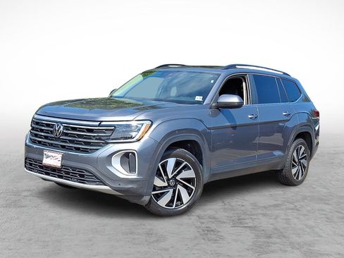 Used 2024 Volkswagen Atlas SE AWD/4WD image 1