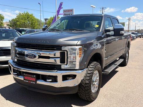 Used 2019 Ford F350 XLT w/ XLT Premium Package AWD/4WD image 1