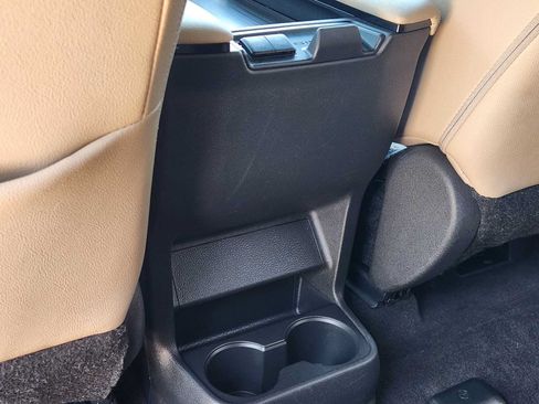 Used 2021 Toyota Sienna Limited FWD image 29