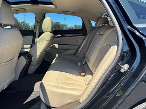 Used 2018 Buick LaCrosse Premium w/ Sun and Shade Package AWD/4WD image 19