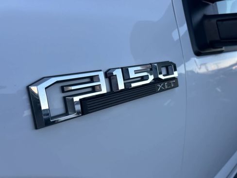 Used 2018 Ford F150 XLT w/ Equipment Group 302A Luxury image 14