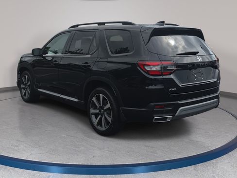 Used 2023 Honda Pilot Elite image 7