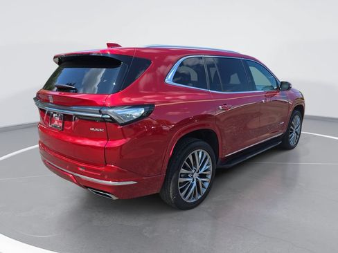 Certified 2025 Buick Enclave Avenir w/ LPO, Floor Liner Package AWD/4WD image 3