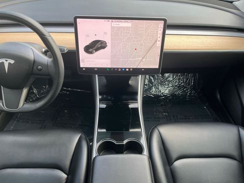 Used 2018 Tesla Model 3 Long Range AWD/4WD image 17