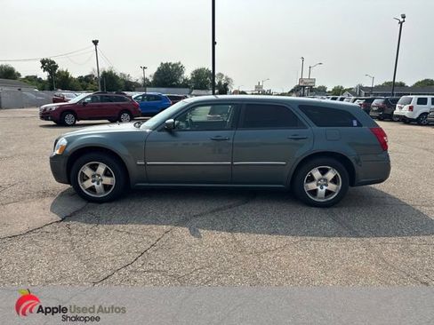 Used 2005 Dodge Magnum R/T AWD/4WD image 3