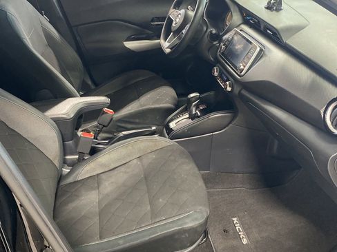 Certified 2020 Nissan Kicks SV image 30