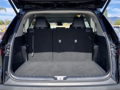 Certified 2025 Toyota Grand Highlander XLE image 18