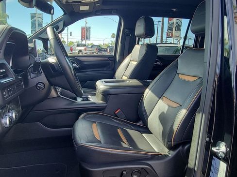 Used 2023 GMC Yukon XL AT4 image 20