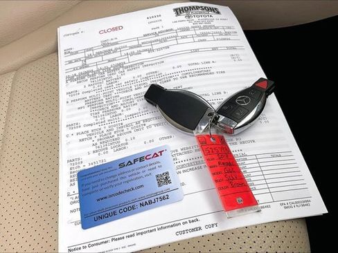 Used 2018 Mercedes-Benz GLC 300 4MATIC image 11