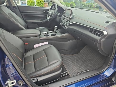 Used 2019 Nissan Altima 2.5 SR w/ SR Premium Package AWD/4WD image 29