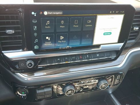 New 2026 Chevrolet Silverado 1500 RST w/ Dark Appearance Package AWD/4WD image 8