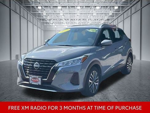 Used 2023 Nissan Kicks SV FWD image 4