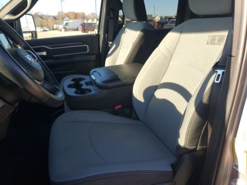 Used 2024 RAM 2500 Big Horn w/ Bed Utility Group image 25