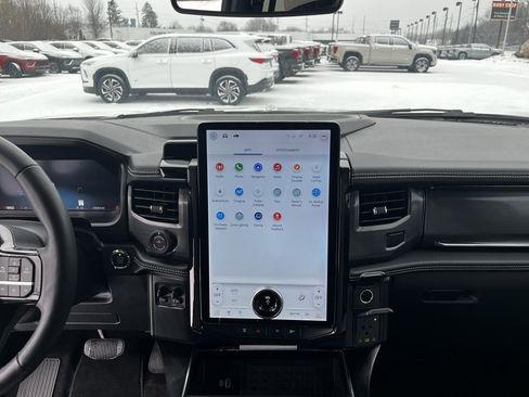 Used 2023 Ford F150 Lightning Platinum image 26