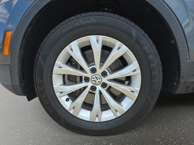 Used 2019 Volkswagen Tiguan S w/ Driver Assistance Package AWD/4WD image 34