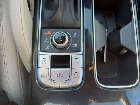 Used 2021 Kia Telluride SX w/ SX Prestige Package AWD/4WD image 32