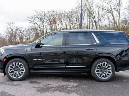 Used 2023 GMC Yukon Denali Ultimate image 10