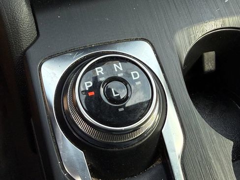 Used 2024 Ford Escape ST-Line FWD image 15