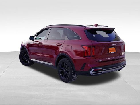 Certified 2022 Kia Sorento SX image 7