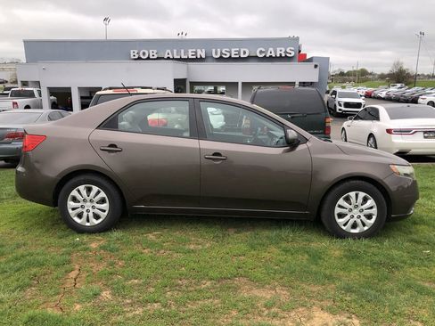 Used 2013 Kia Forte EX image 6