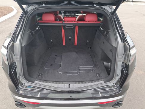 Used 2024 Alfa Romeo Stelvio Ti w/ Performance Driving Package image 30