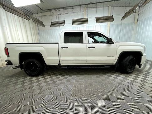 Used 2017 GMC Sierra 1500 Denali w/ Denali Ultimate Package image 26