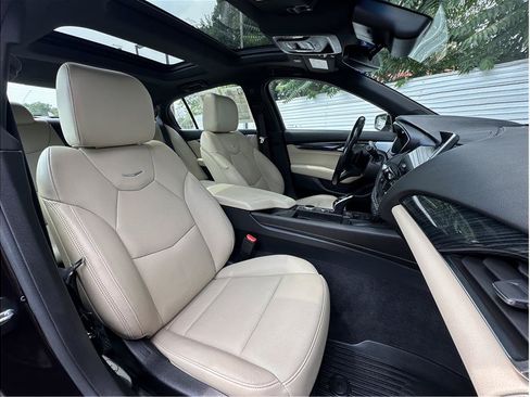Used 2020 Cadillac CT5 Premium Luxury AWD/4WD image 4