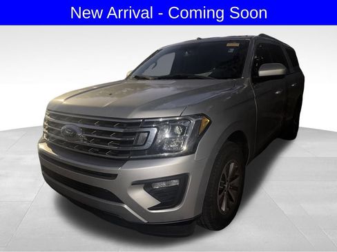 Used 2019 Ford Expedition Max XLT image 2