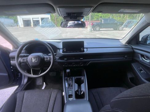 Used 2024 Honda Accord EX image 10