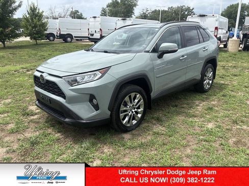 Used 2021 Toyota RAV4 XLE Premium AWD/4WD image 1