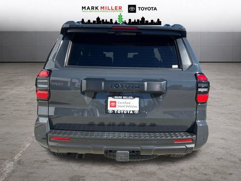Certified 2025 Toyota 4Runner TRD Off-Road Premium AWD/4WD image 4