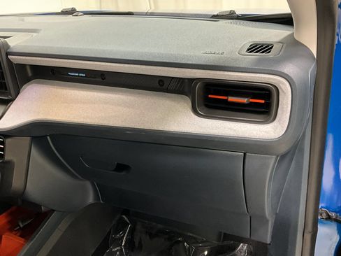 Used 2022 Ford Maverick XLT FWD image 17