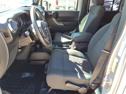 Used 2012 Jeep Wrangler Unlimited Sport image 15
