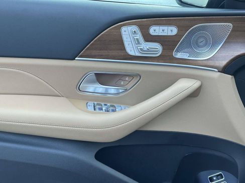 Certified 2024 Mercedes-Benz GLE 450e 4MATIC image 17