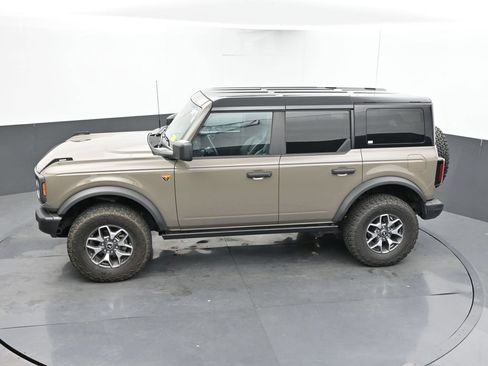 Used 2025 Ford Bronco Badlands AWD/4WD image 39