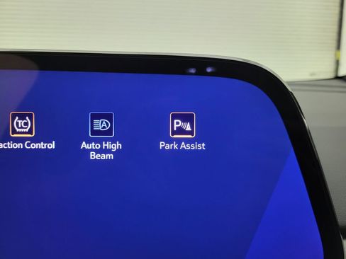 New 2026 Chevrolet Equinox EV LT image 9