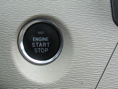 Used 2013 Toyota Sienna XLE FWD image 34