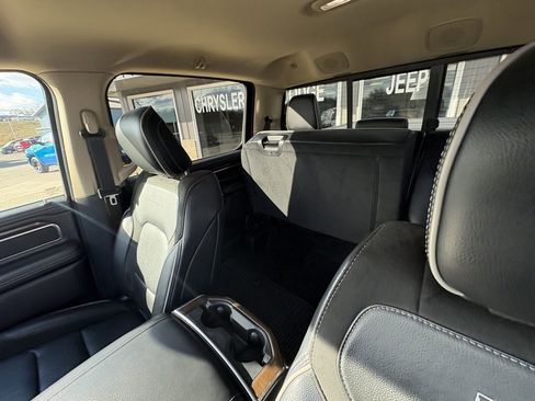 Used 2021 RAM 1500 Laramie image 36