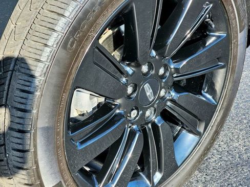 Used 2023 Lincoln Navigator L Black Label AWD/4WD image 9