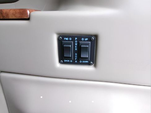 Used 2021 Ford Transit 150 Low Roof RWD image 19