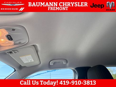 Used 2025 Chevrolet TrailBlazer LT AWD/4WD image 20