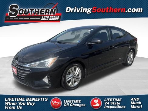 Used 2019 Hyundai Elantra Value Edition w/ Cargo Package FWD image 1