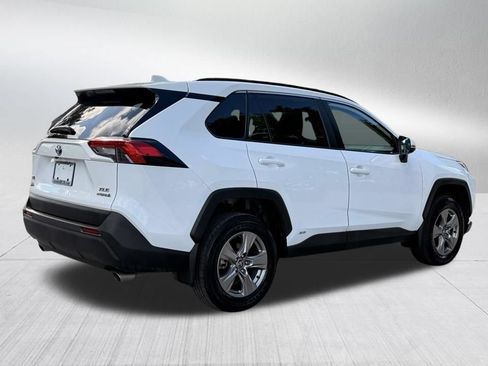 Used 2024 Toyota RAV4 XLE AWD/4WD image 5